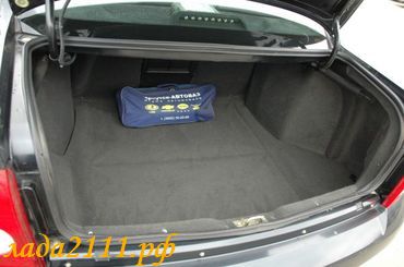 багажник седана приоры