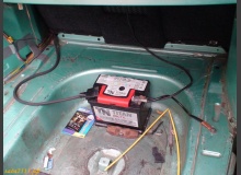 Как перенести аккумулятор в багажник автомобиля