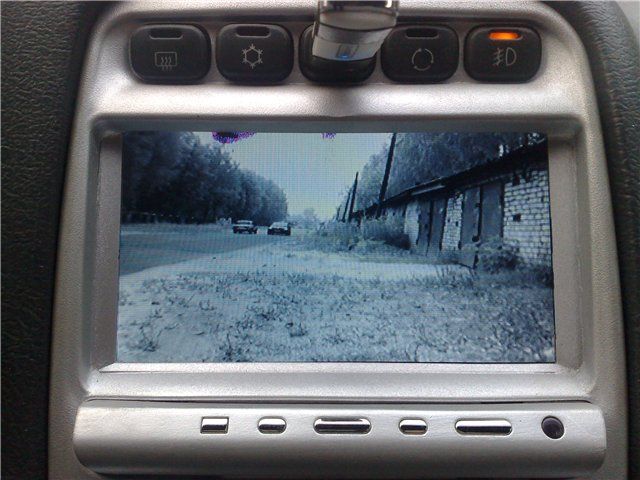 камера заднего вида в замке багажника ВАЗ 2112